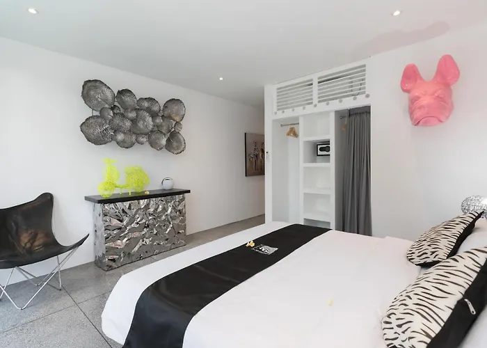 Zebra Hidden Gem With Private Pool, Billiard, Massage & Private Cook In Villa